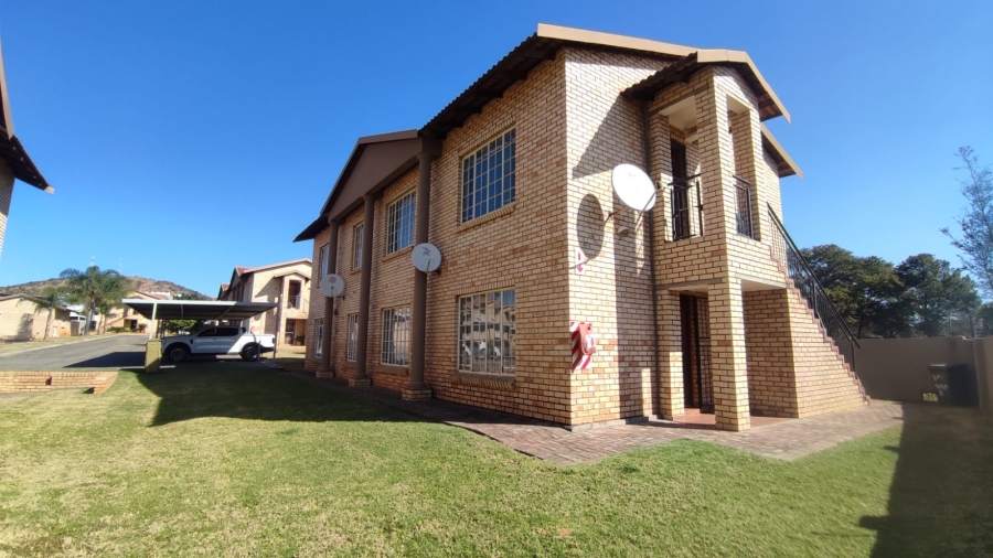 2 Bedroom Property for Sale in Waterval East North West